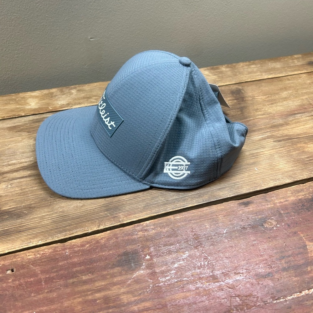 Titleist Charcoal Men's Hat NEW WITH TAG! - Picture 3 of 7
